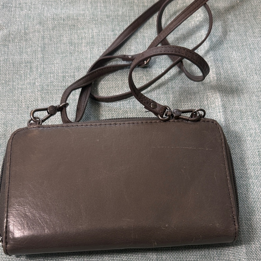 The Sak Black Leather Crossbody Wallet Bag - Picture 2 of 5